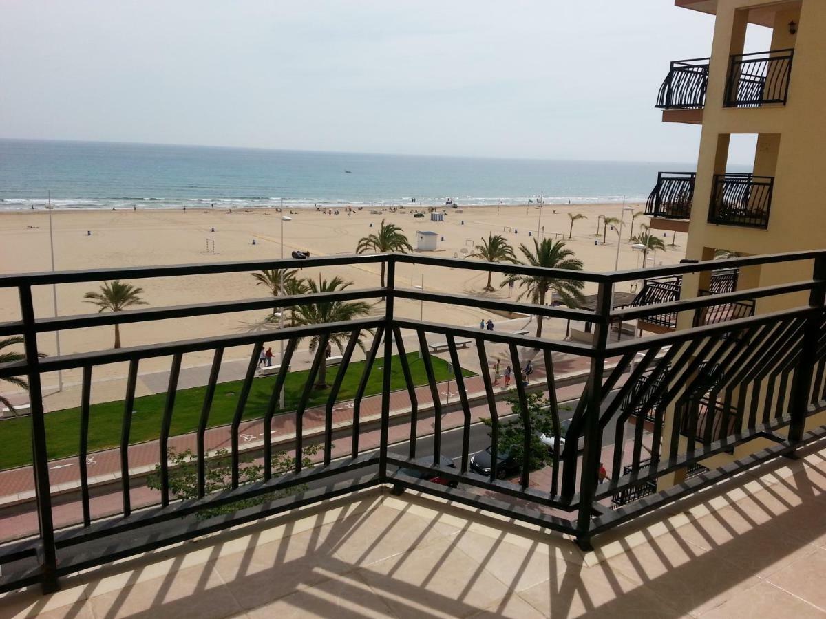 Magnificos Apartamentos Ondina En La Primera Linea De La Playa De Gandie Extérieur photo